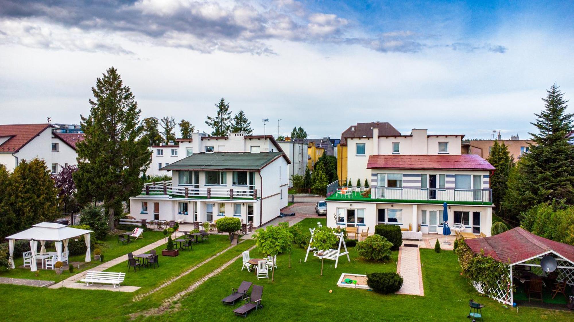 Avista Mielno Hotel Unieście Eksteriør billede